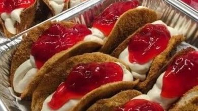 Photo of Mini Strawberry Cheesecake Tacos – Don’t Lose This Recipe 😋